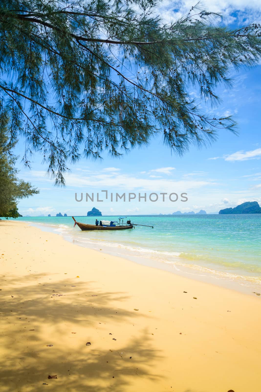 Kradan Island, an island in the Andaman Sea, Thailand by jakgree