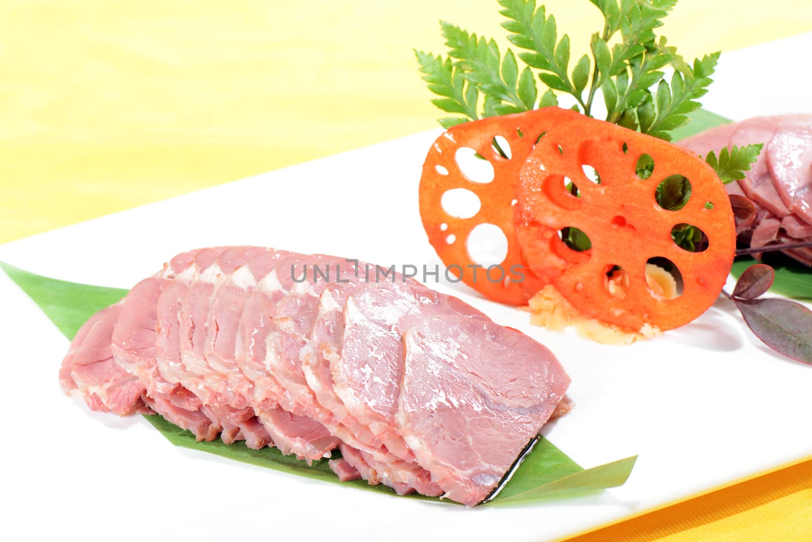 Chinese Food Beef Salad with Red Lotus Root