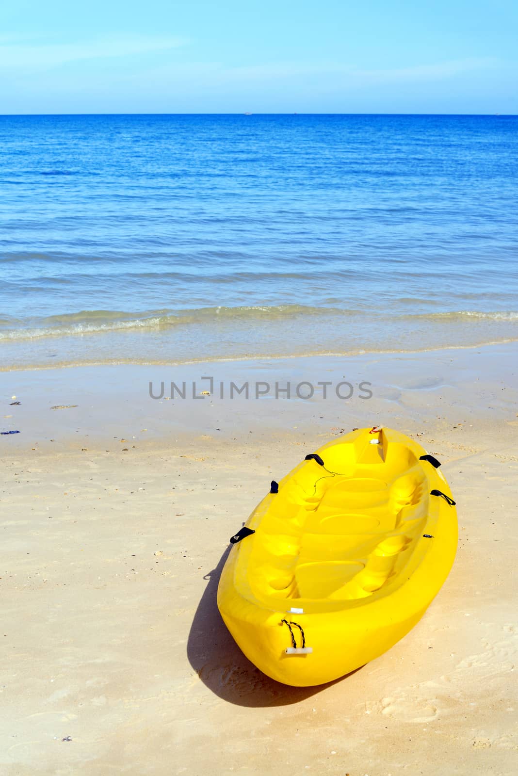 Kayaks on the tropical beach, Mu Koh Samet - Khao Laem Ya Nation by jakgree