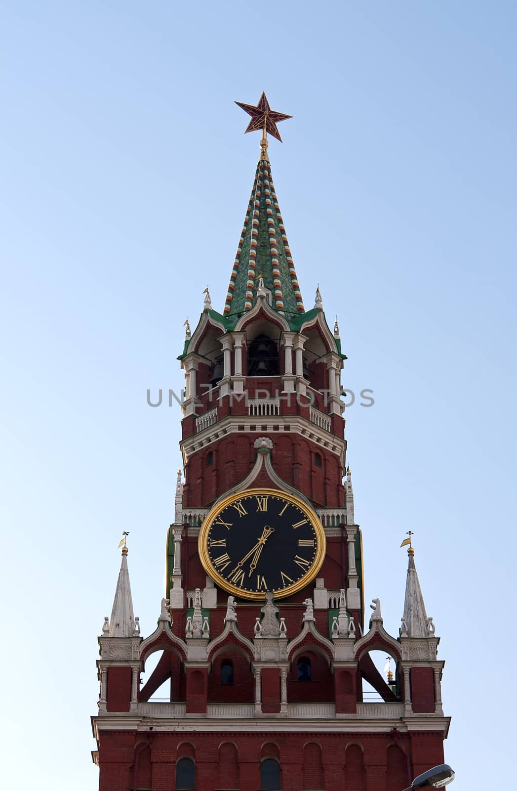 Spasskaya Tower by zhannaprokopeva