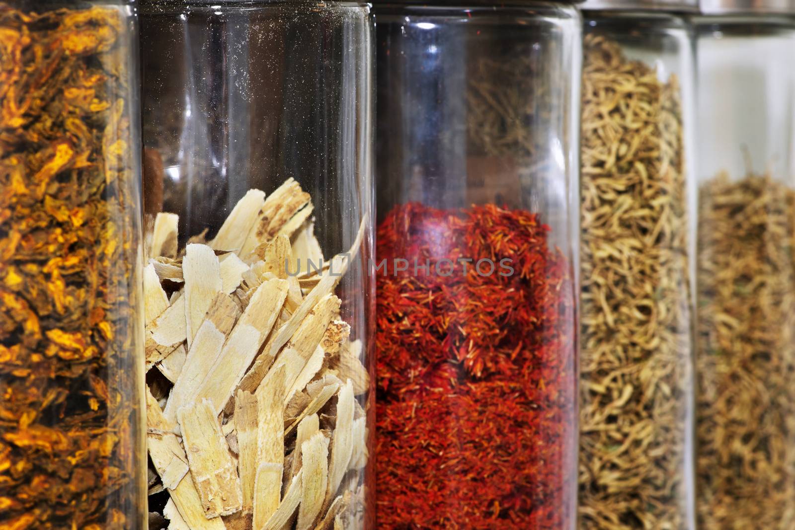 Traditional Chinese herbal medicines by elenathewise