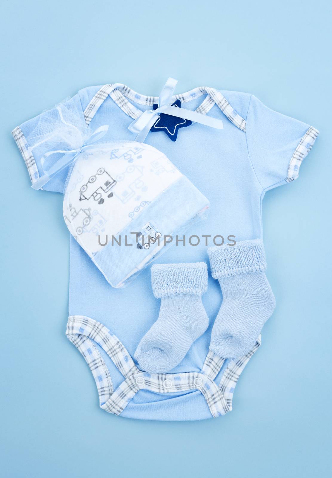 Blue infant boy clothing for baby shower