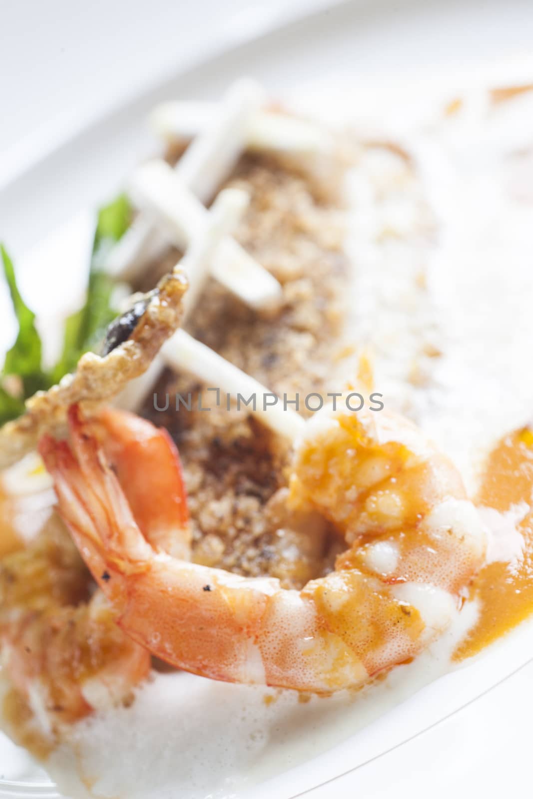 Shrimps with fish