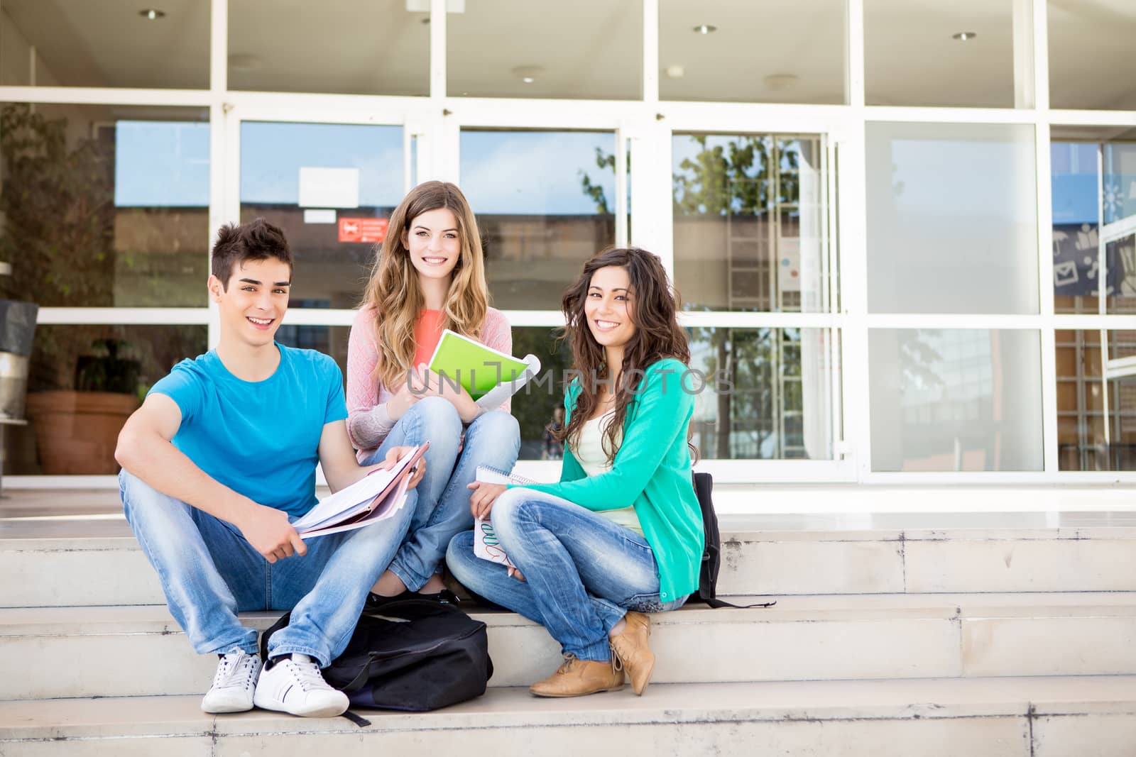 Young group of students in campus by jolopes