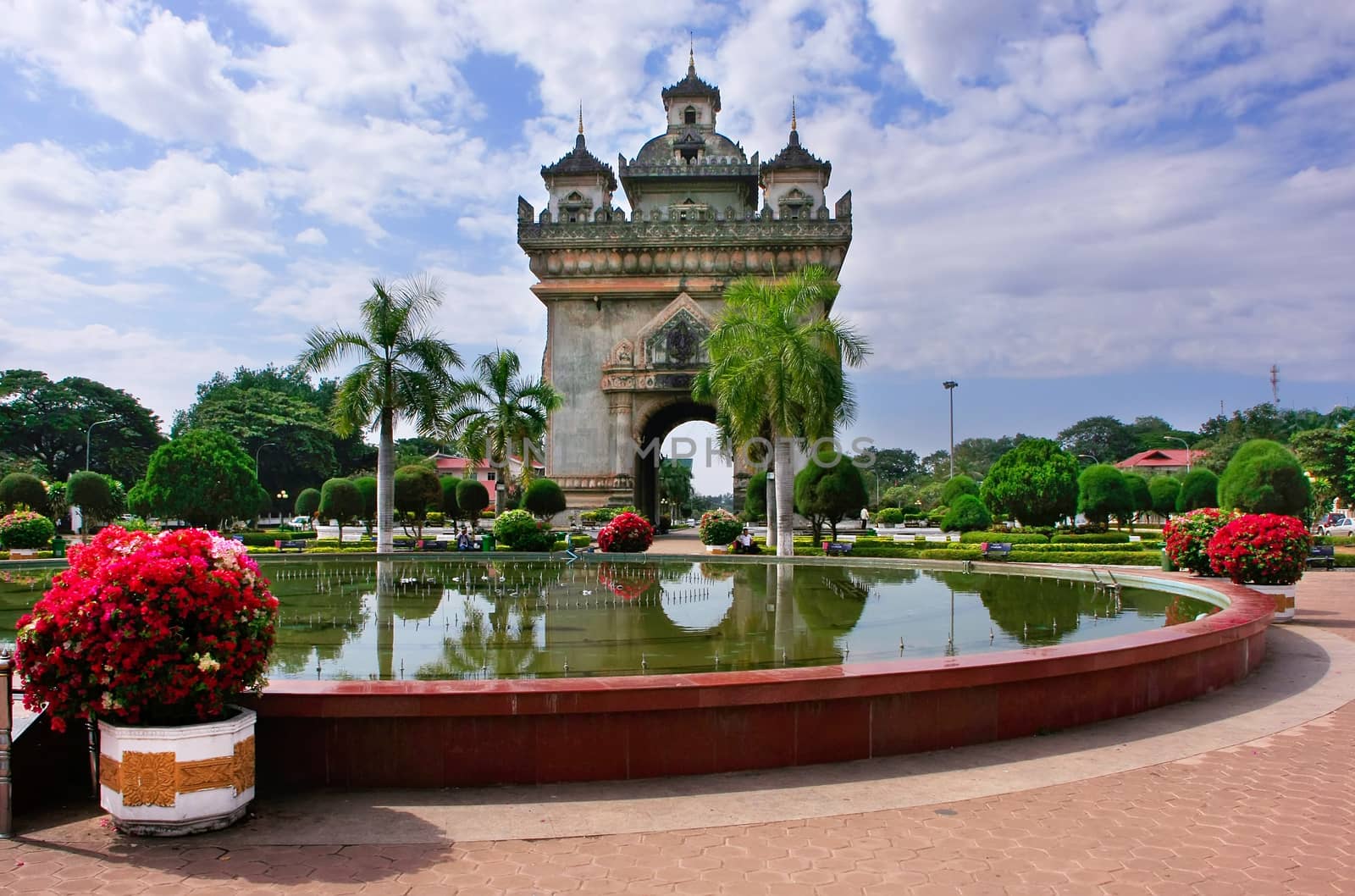 Victory Gate Patuxai, Vientiane, Laos by donya_nedomam