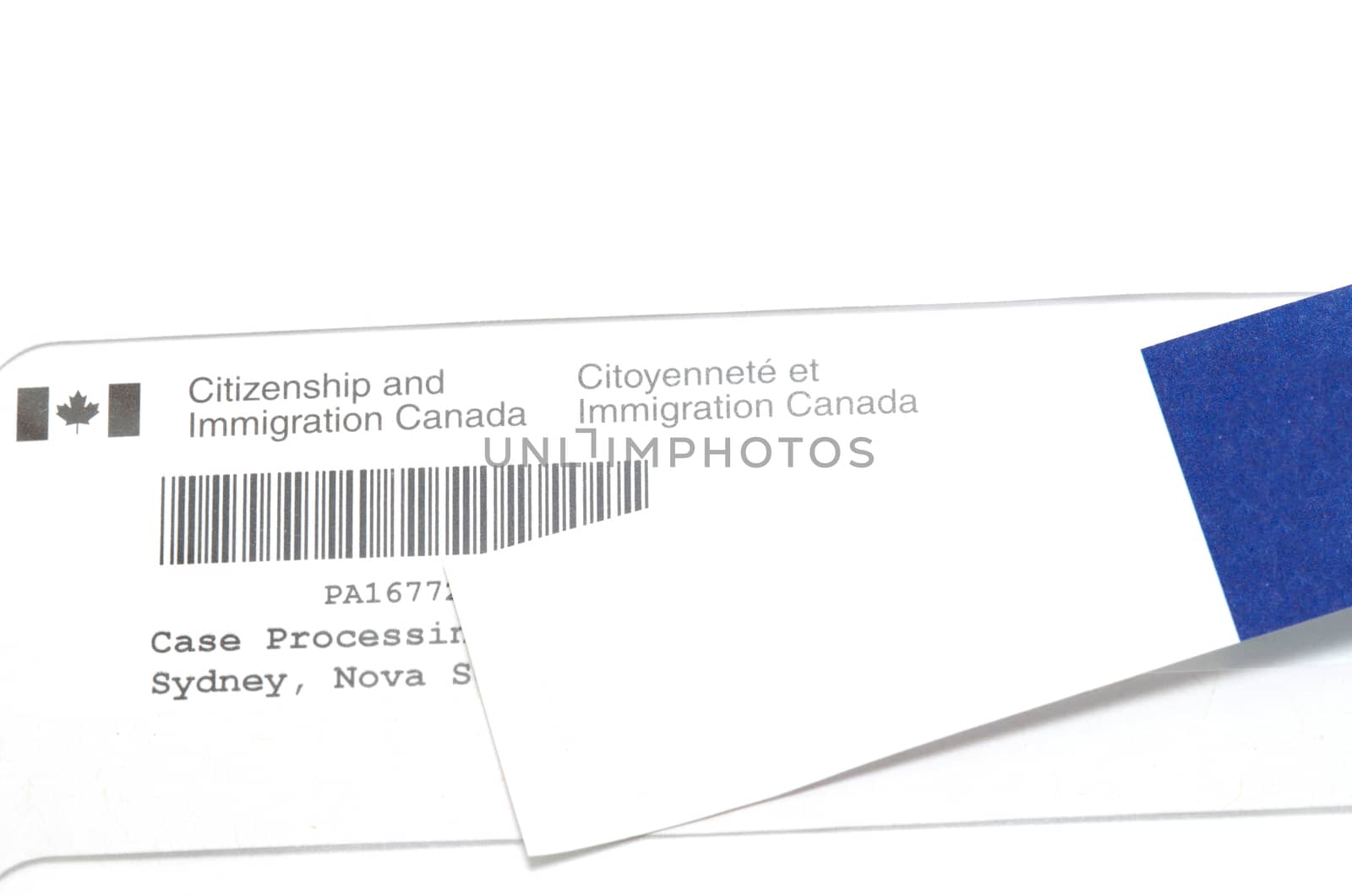 A blank sticky note on Citizenship and Immigration Canada letter