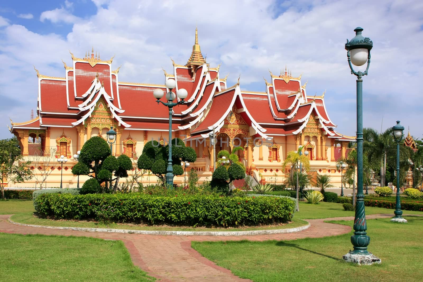 Temple at Pha That Luang complex, Vientiane, Laos by donya_nedomam