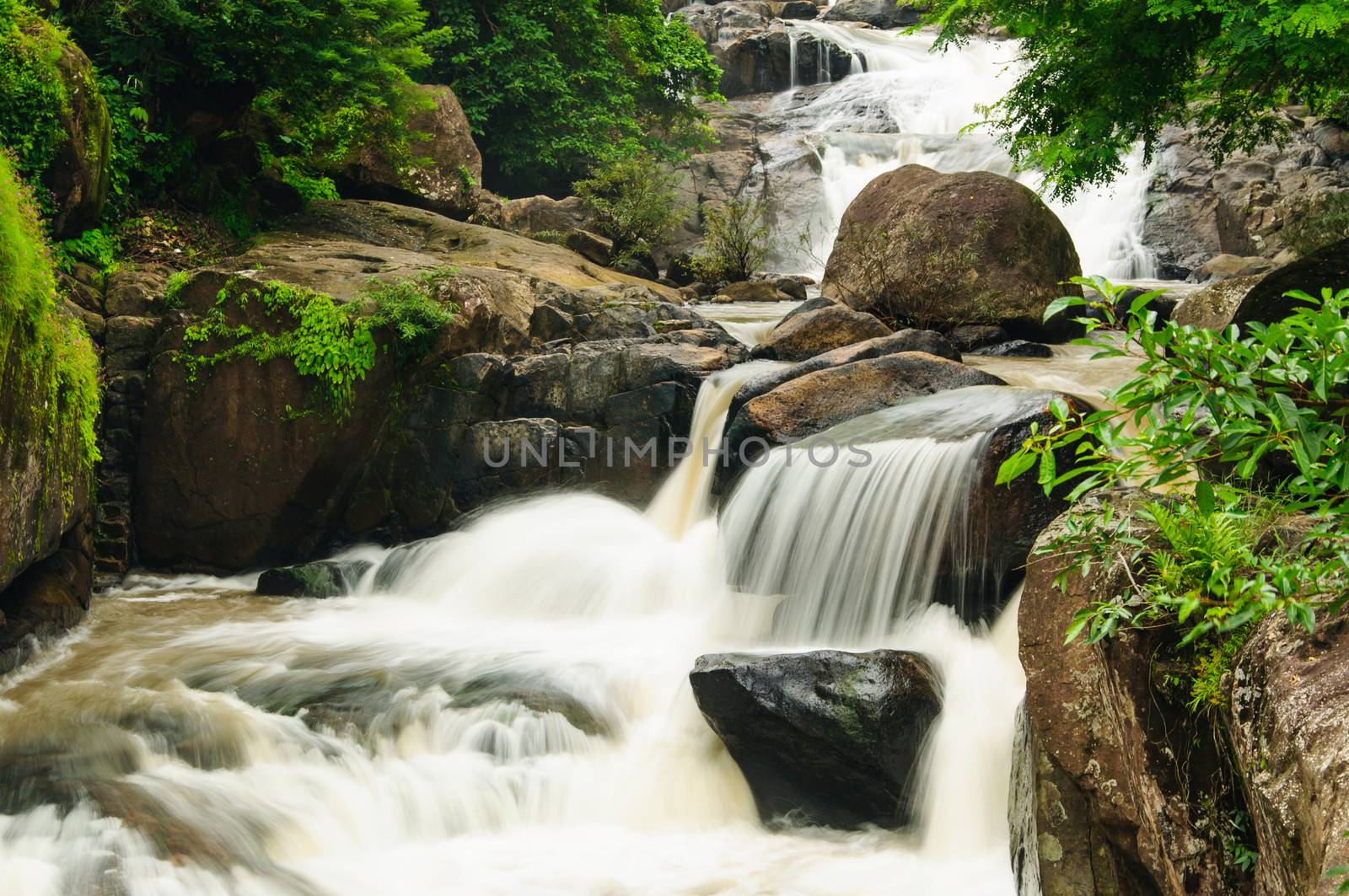 The waterfall sarika National Park, nakon-nayok thailand.