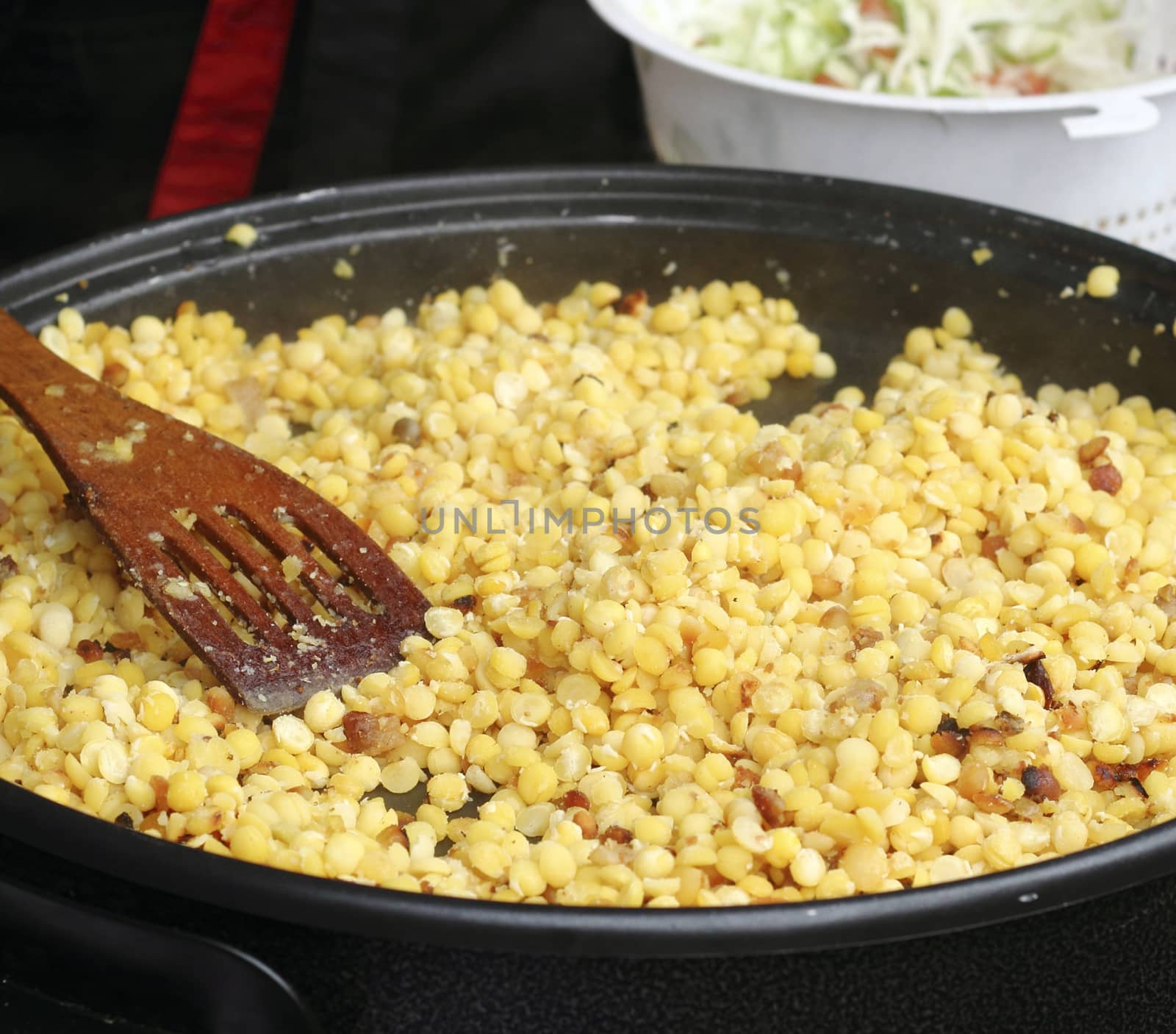 Pea stew in a pan