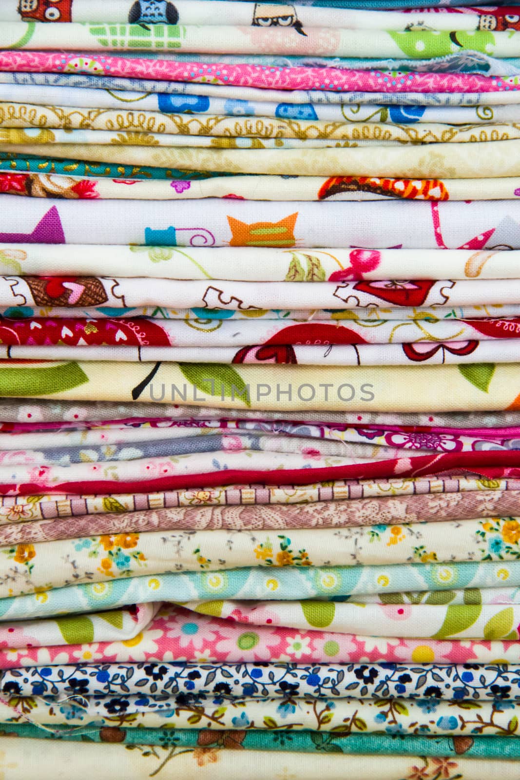many natural cotton  fabric for hand made