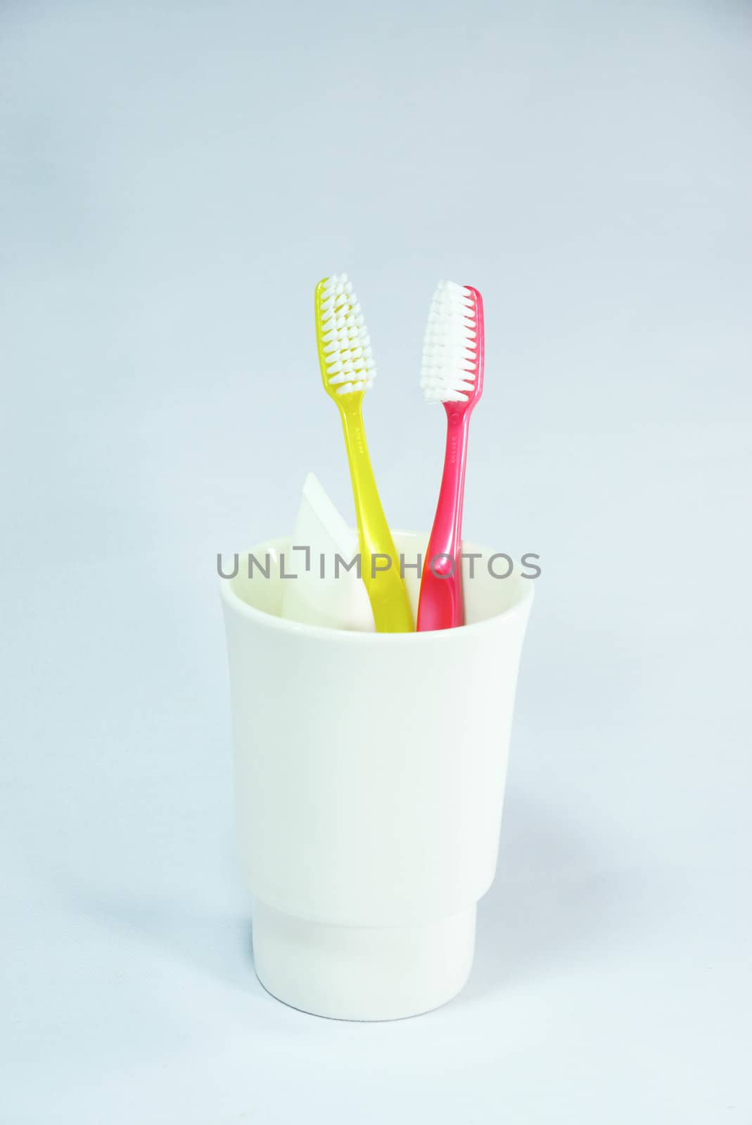 toothbrush set by nattapatt