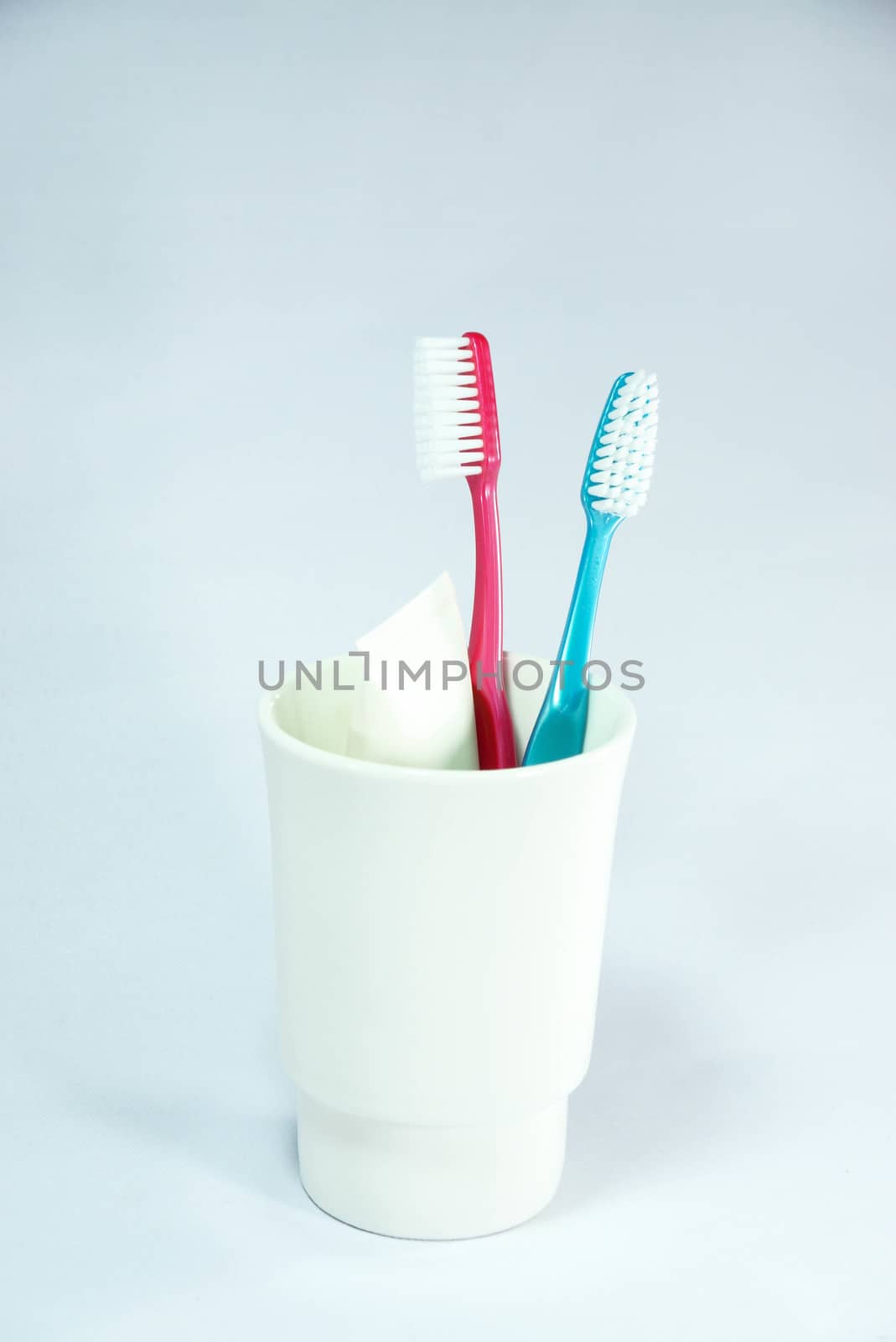 toothbrush set by nattapatt