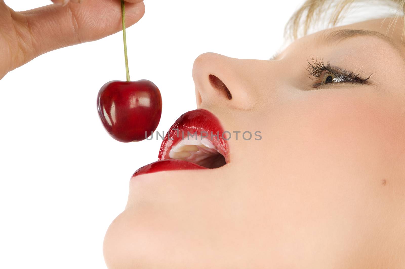 eating cherry by fotoCD