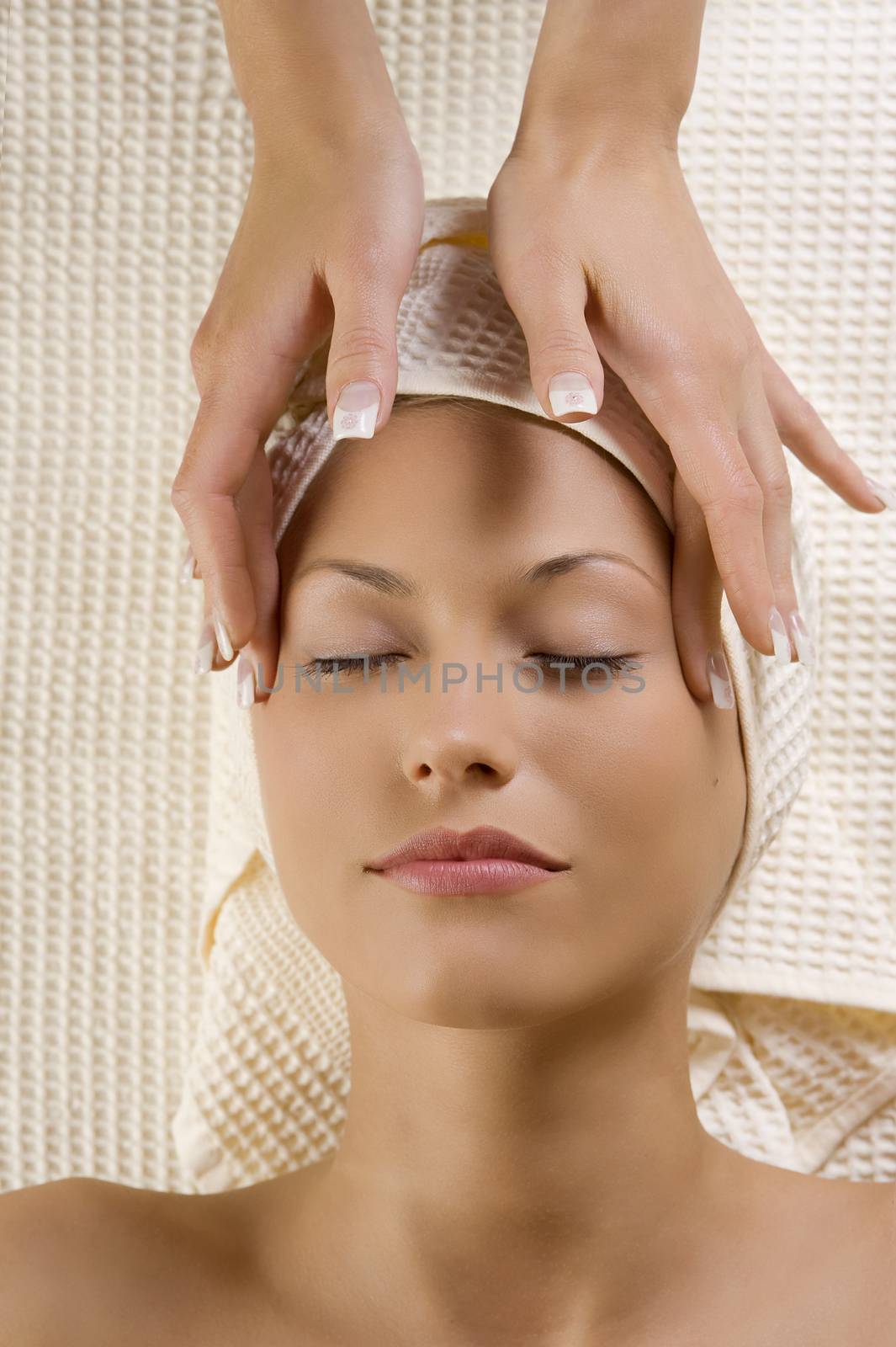 headache massage by fotoCD