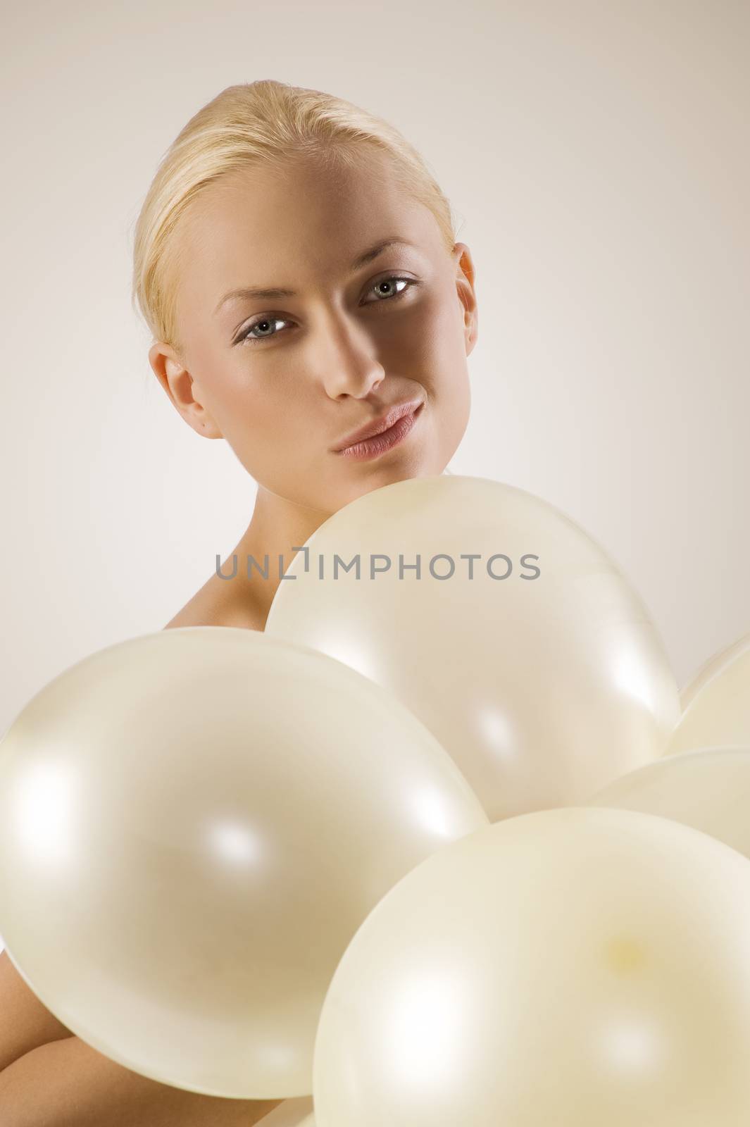 girl with ballons making face by fotoCD