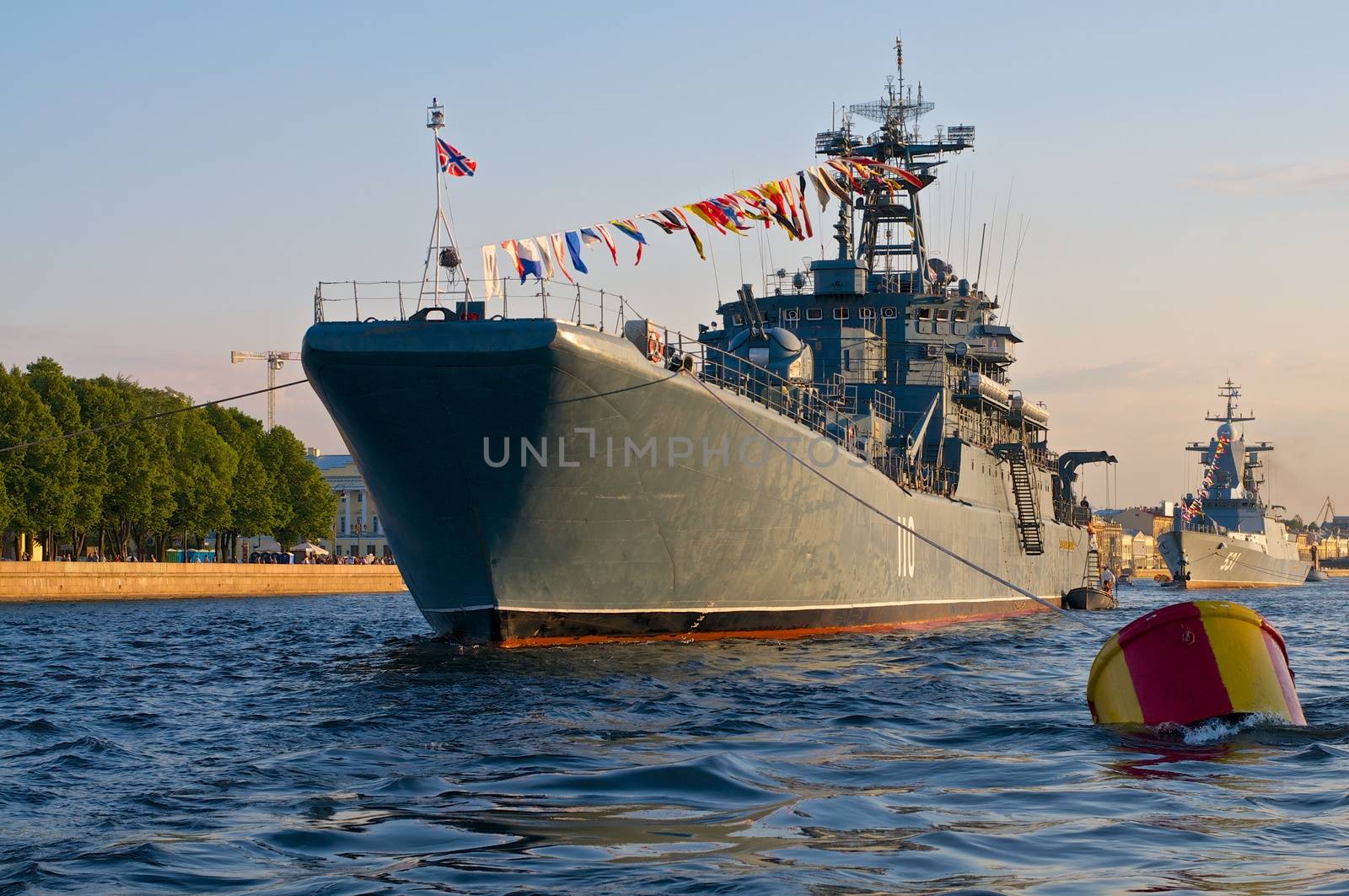 The picture of the Russian warship in Saint Petersburg