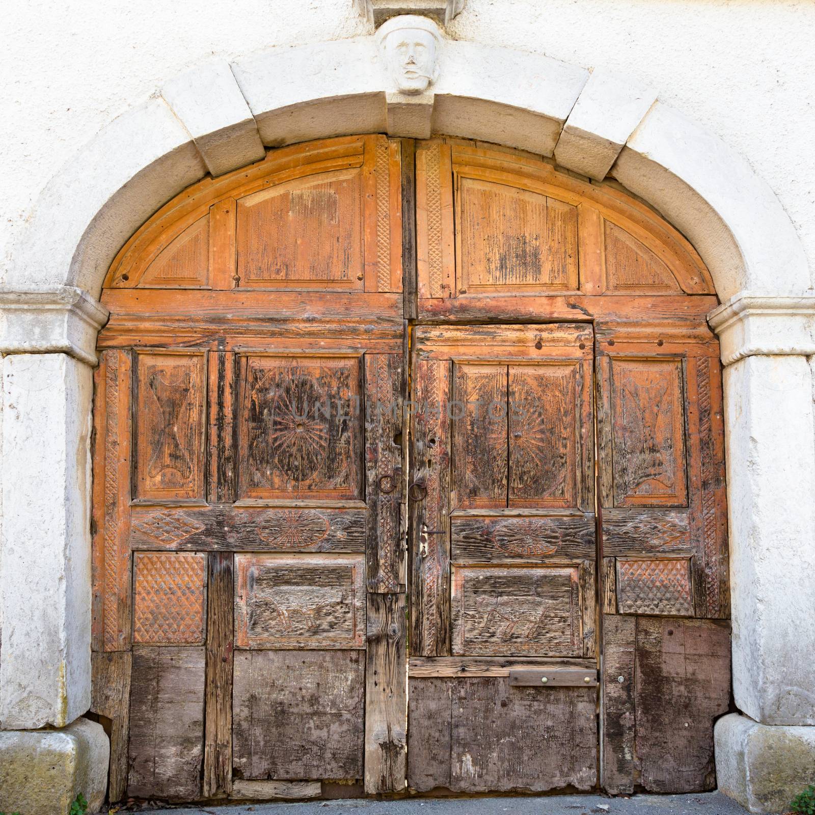 Vintage wooden door. by kasto