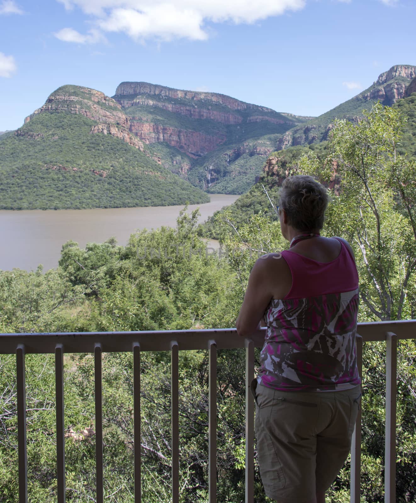 drakensberg in south africa with lake south africa
