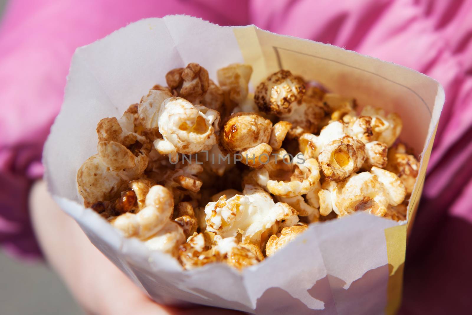 popcorn in the box by vsurkov