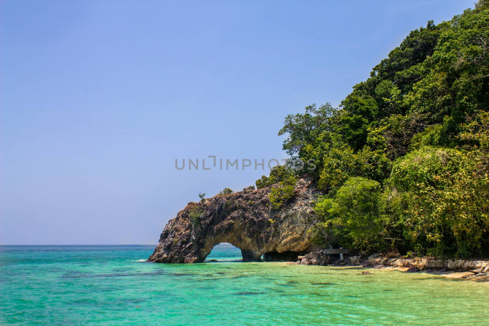 Koh Khai, A Famous Island in Tarutao Marine National Park, Thail by kannapon