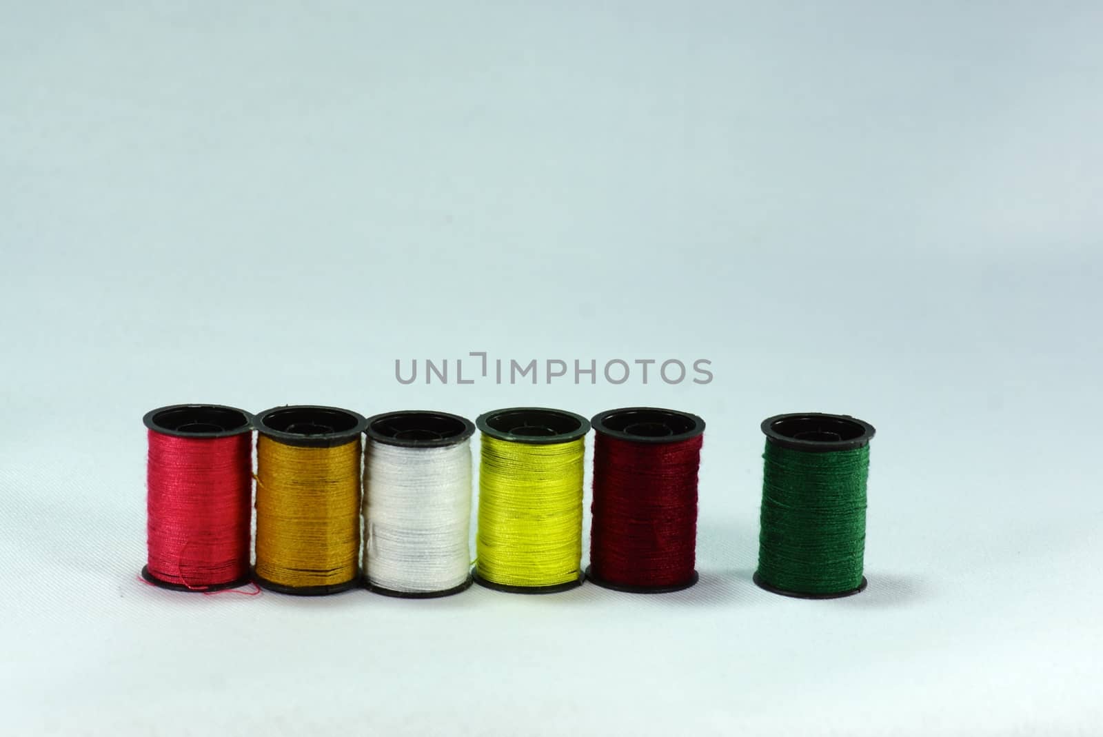 spool of thread by nattapatt