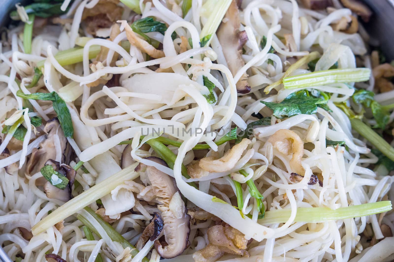 Stir fried noodles Chinese food ,it call mein Chow by kannapon