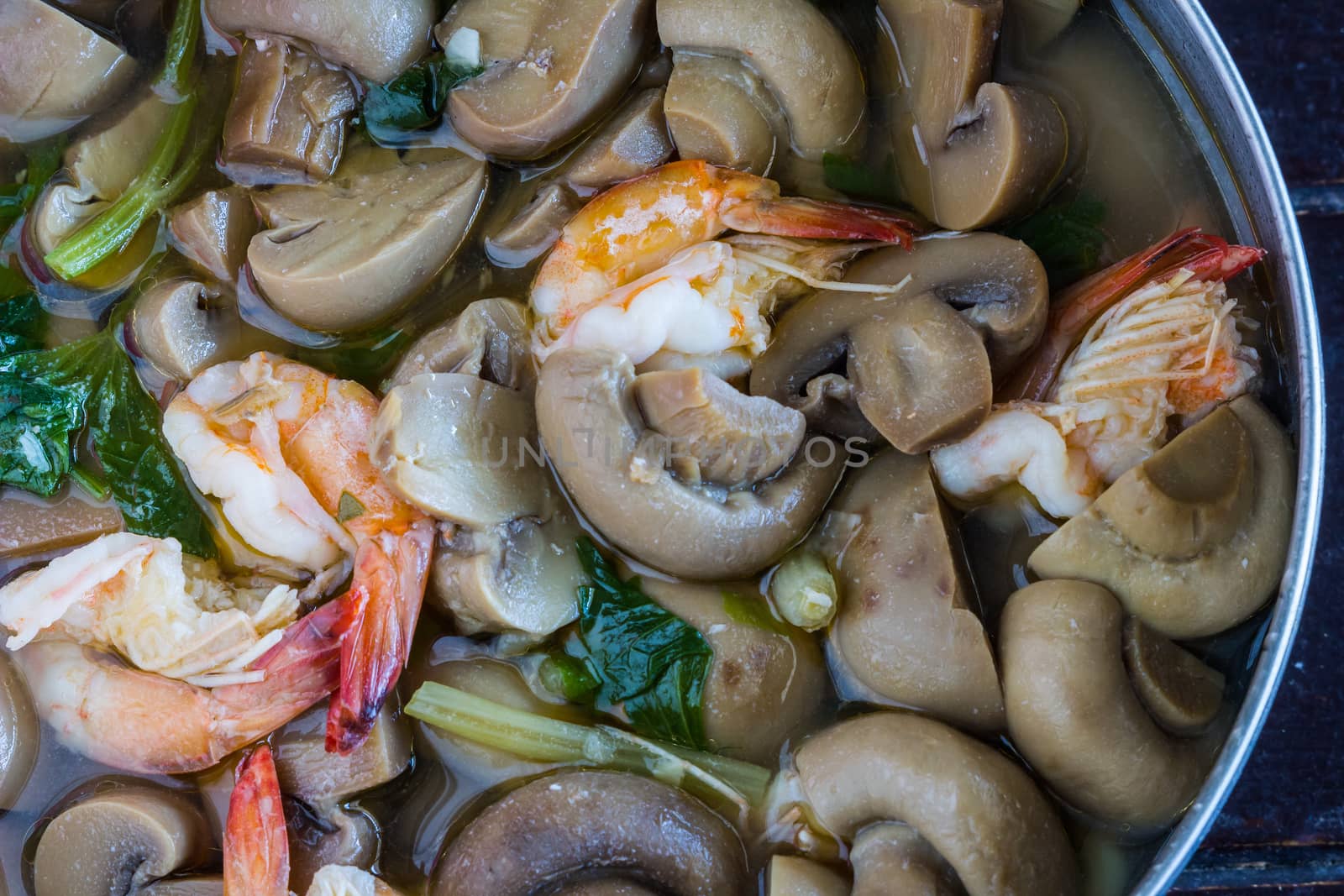 fried mushroom and shrimp, thai food by kannapon