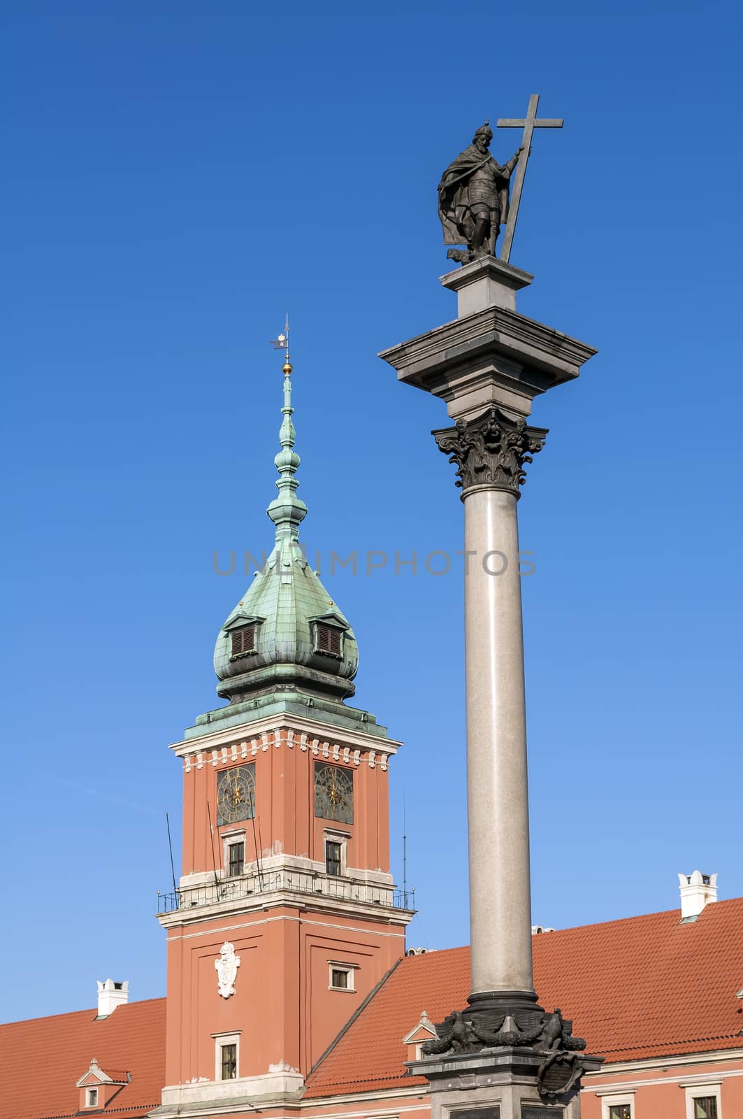 Royal Castle and statue of Zygmunt III Vasa at the top of the Zygmunt's column in Warsaw, 
Poland.