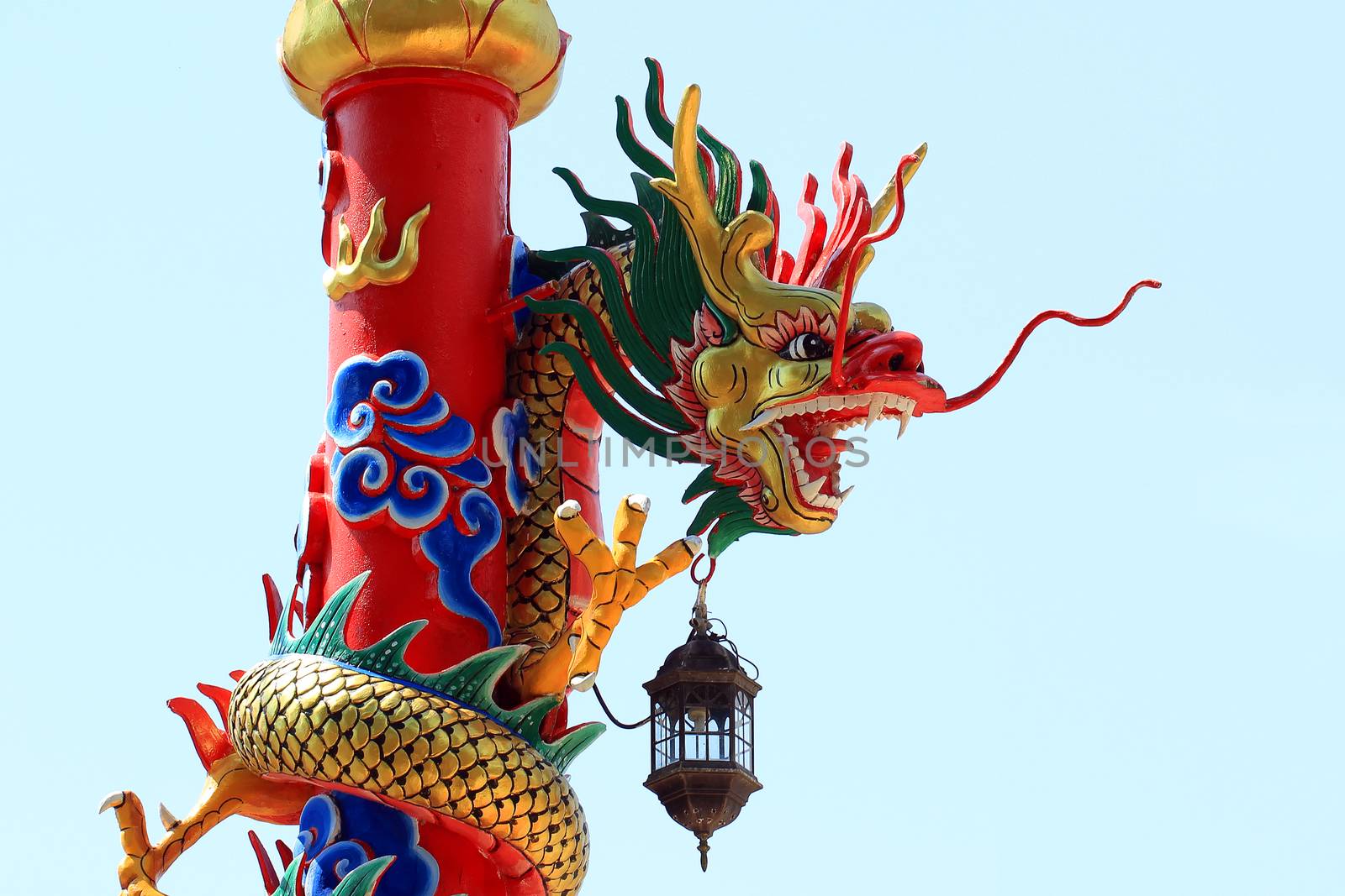 golden Chinese dragon