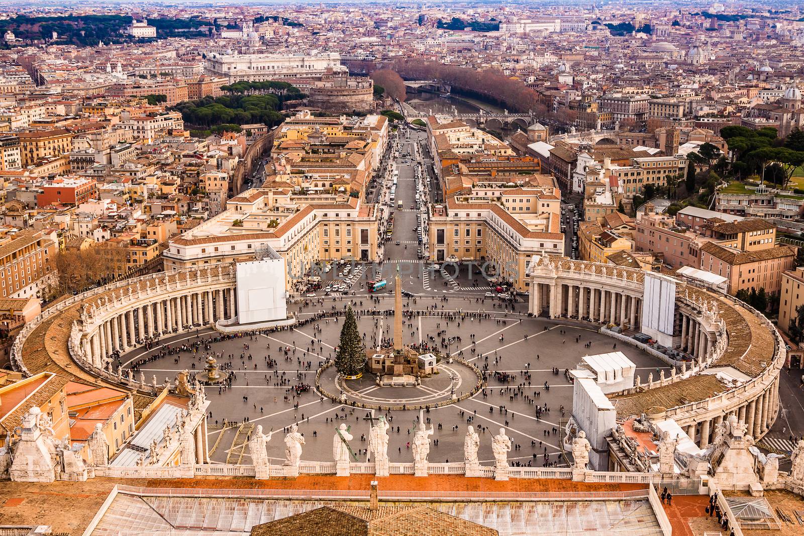 Panorama of Vatican and Rome by bloodua