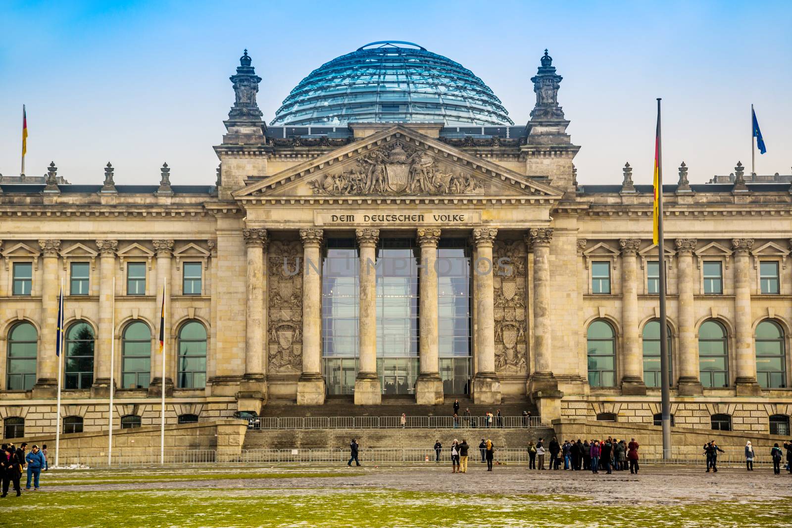 Reichstag building in Berlin by bloodua