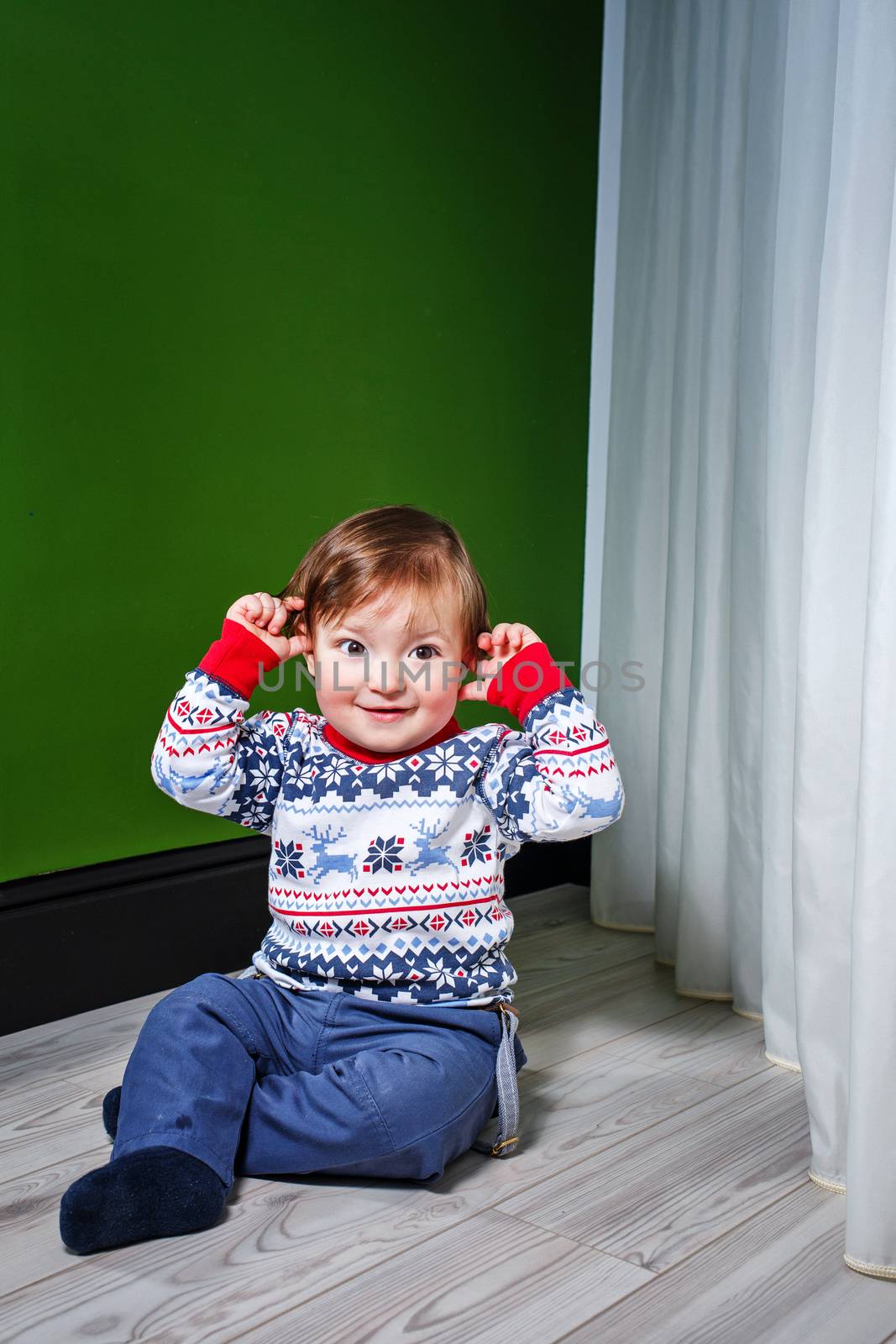 Little boy in sweater by Vagengeym