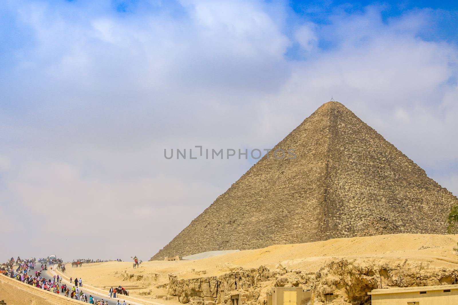 Sphinx and the Great Pyramid in the Egypt by bloodua