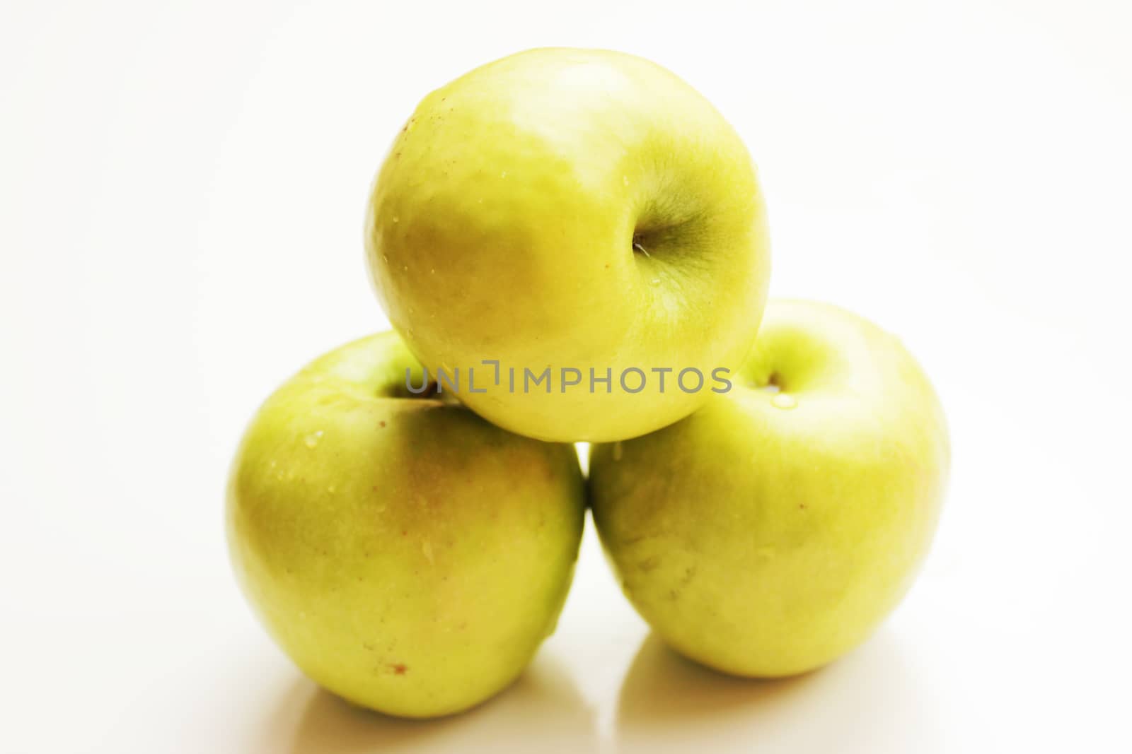 Fresh delicious looking green apples.
