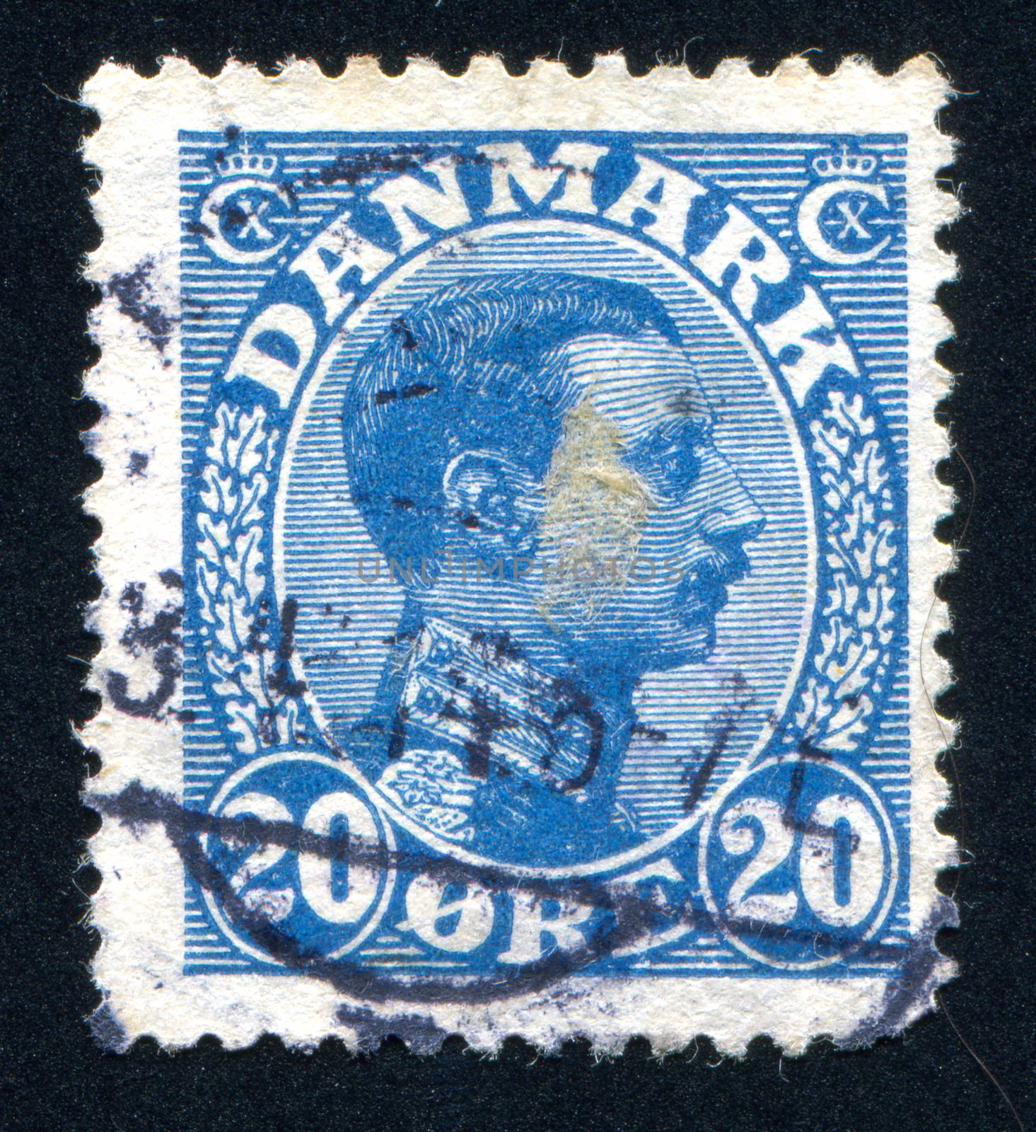 DENMARK - CIRCA 1913: stamp printed by Denmark, shows King Christian X, circa 1913