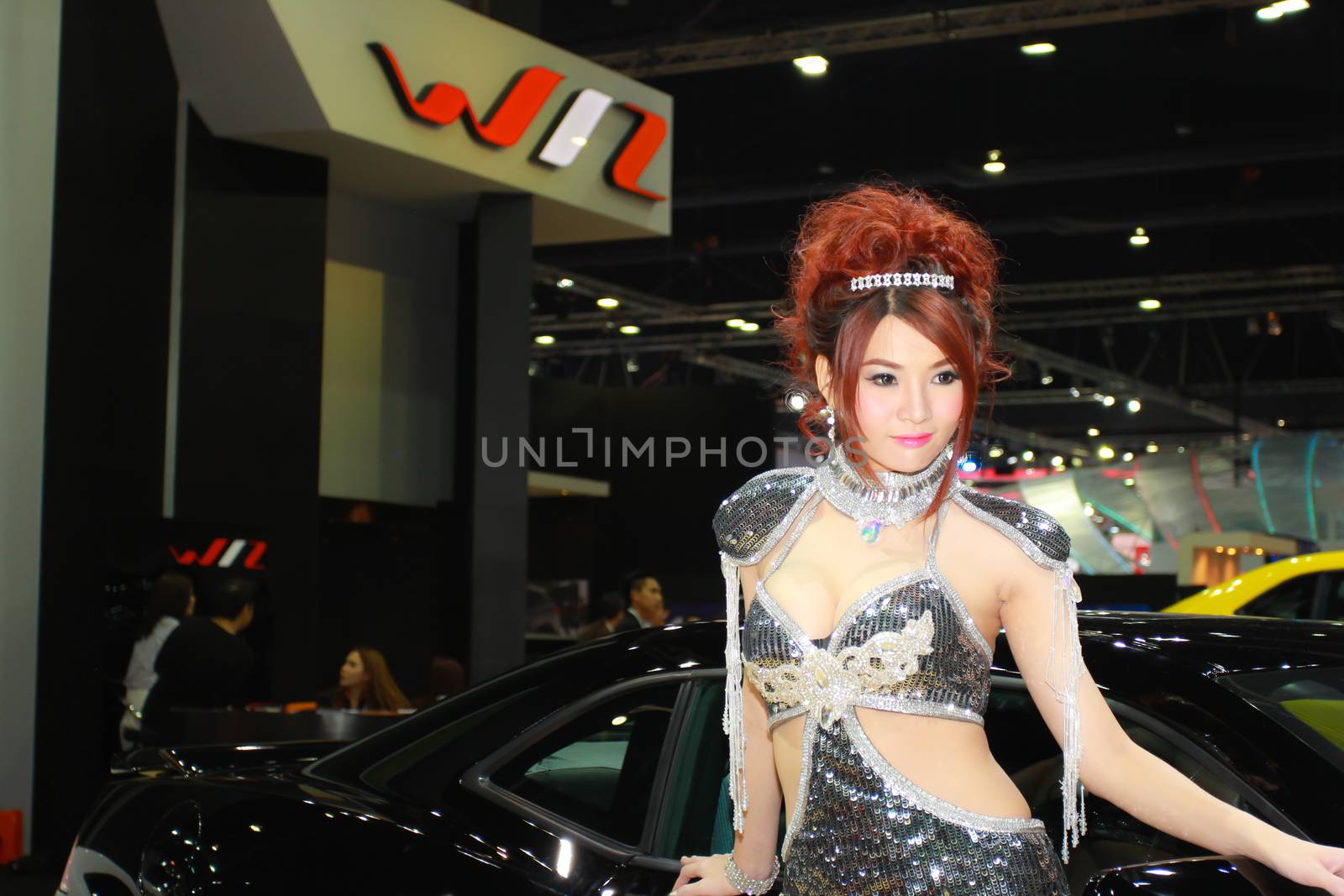An Unidentified female presenter pose in Bangkok International Motor Show by redthirteen