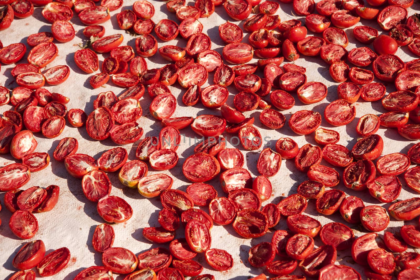 dried tomatoes 