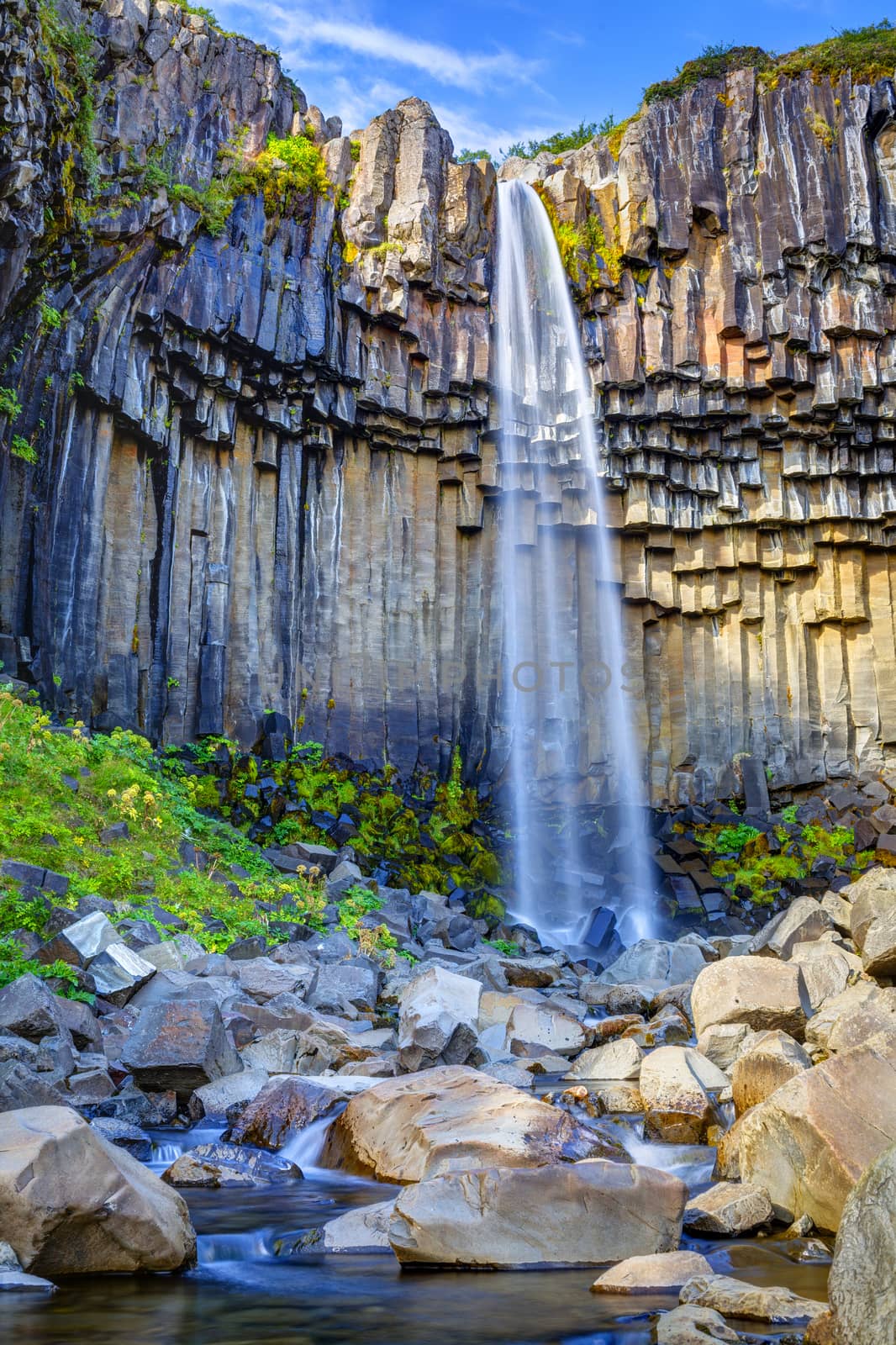 Svartifoss - black fall. by maxoliki