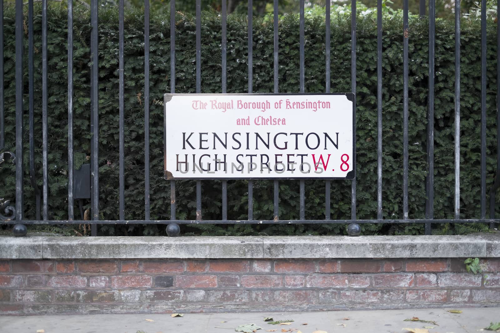 LONDON, UK - OCTOBER 04: High Street Kensington street sign outside Kensington Gardens. October 04, 2013 in London.