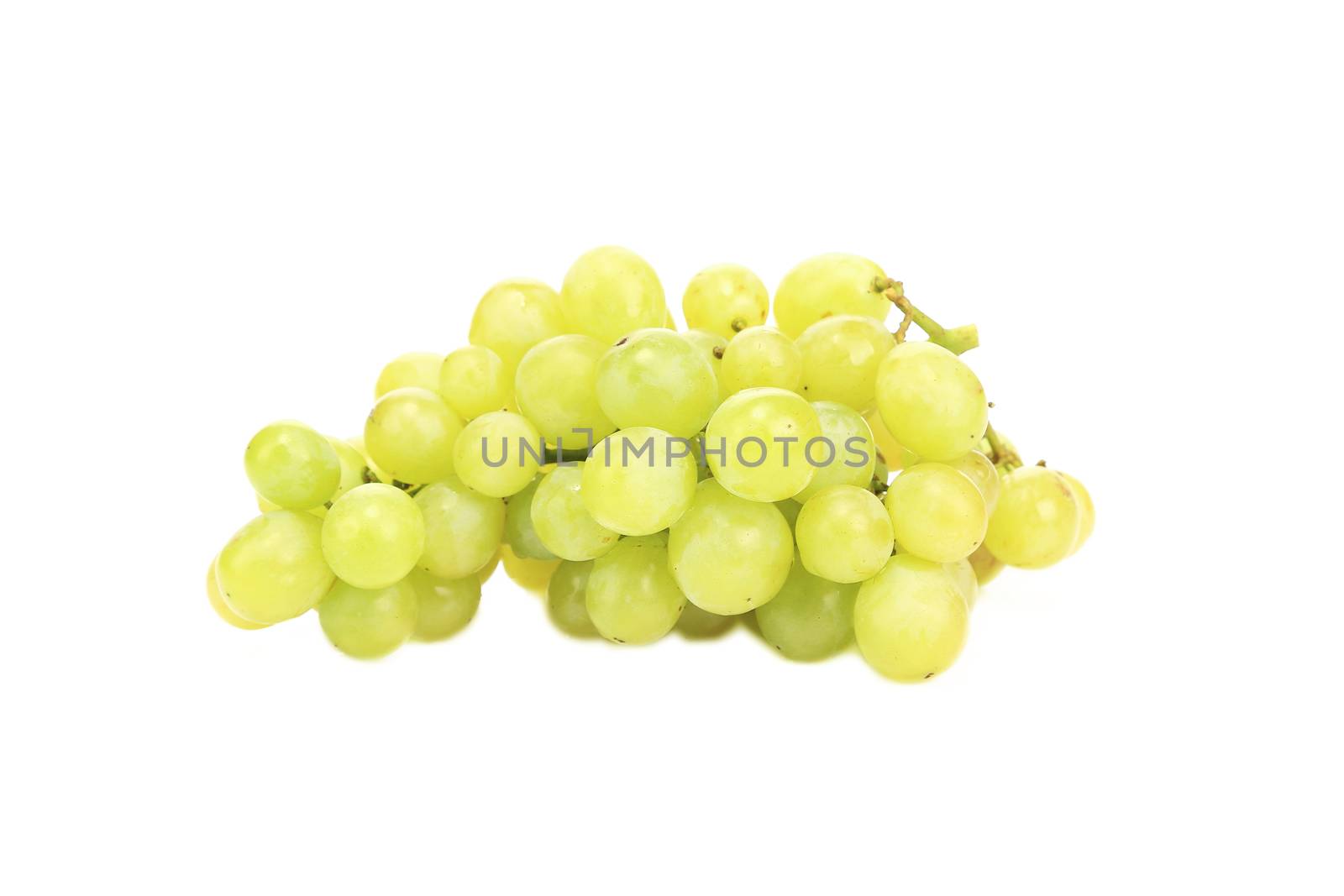 Ripe white grape. by indigolotos