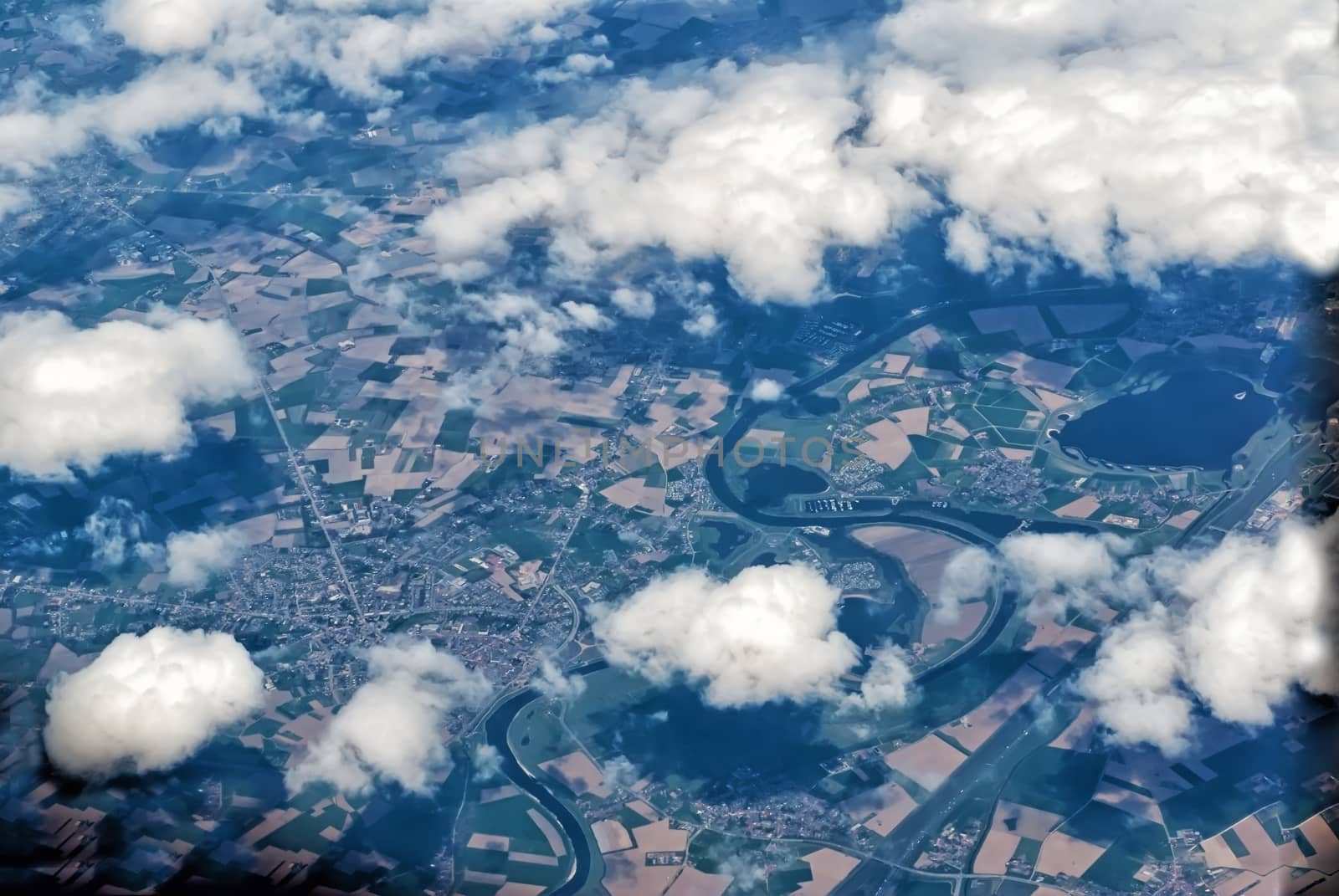 Aerial view from plain by mitakag