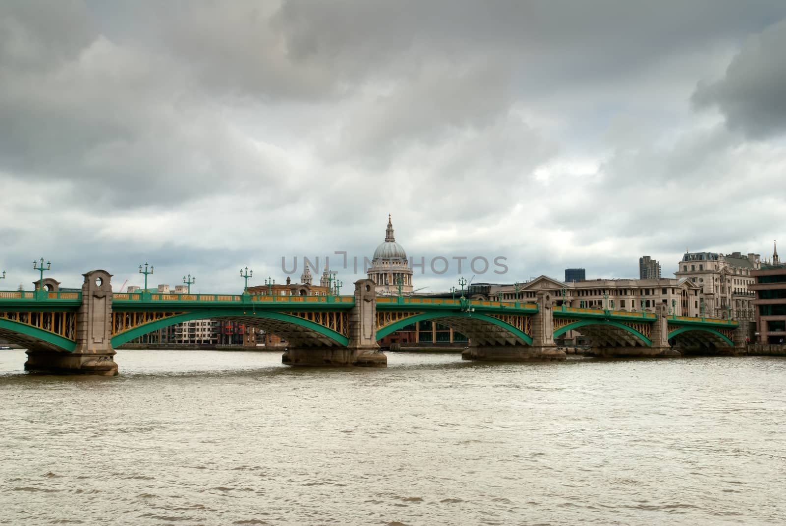 London Southwark bridge