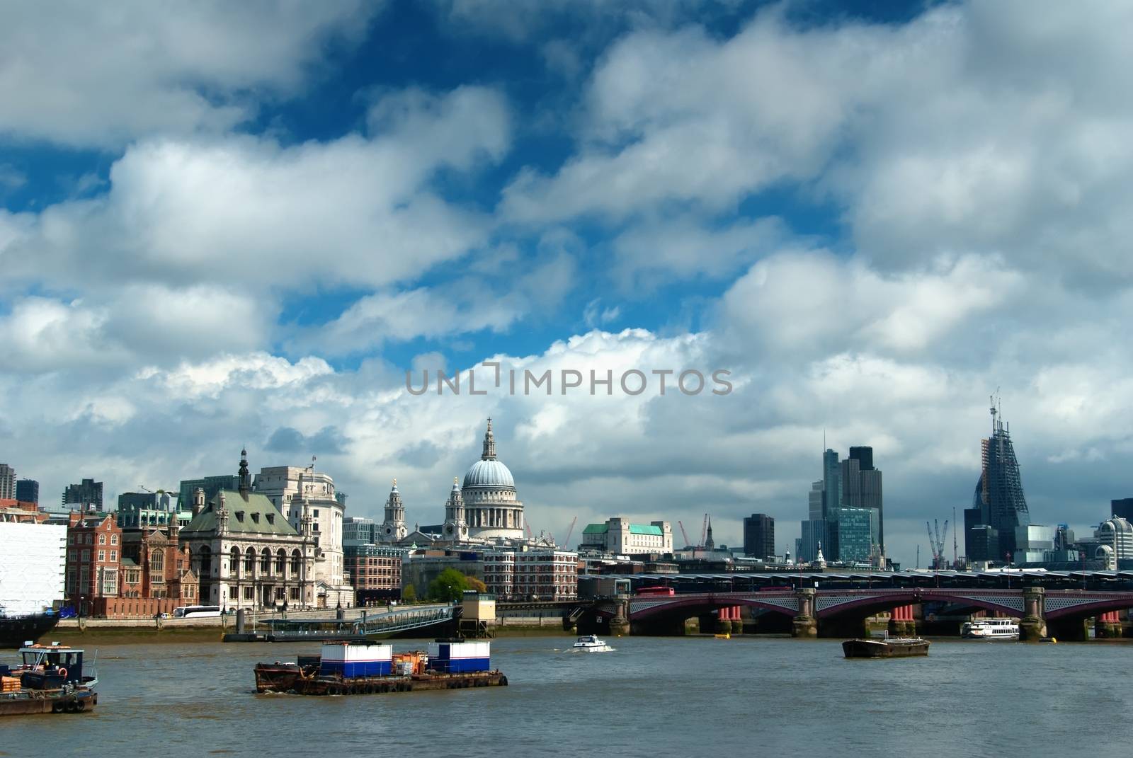 London - mdern buildings