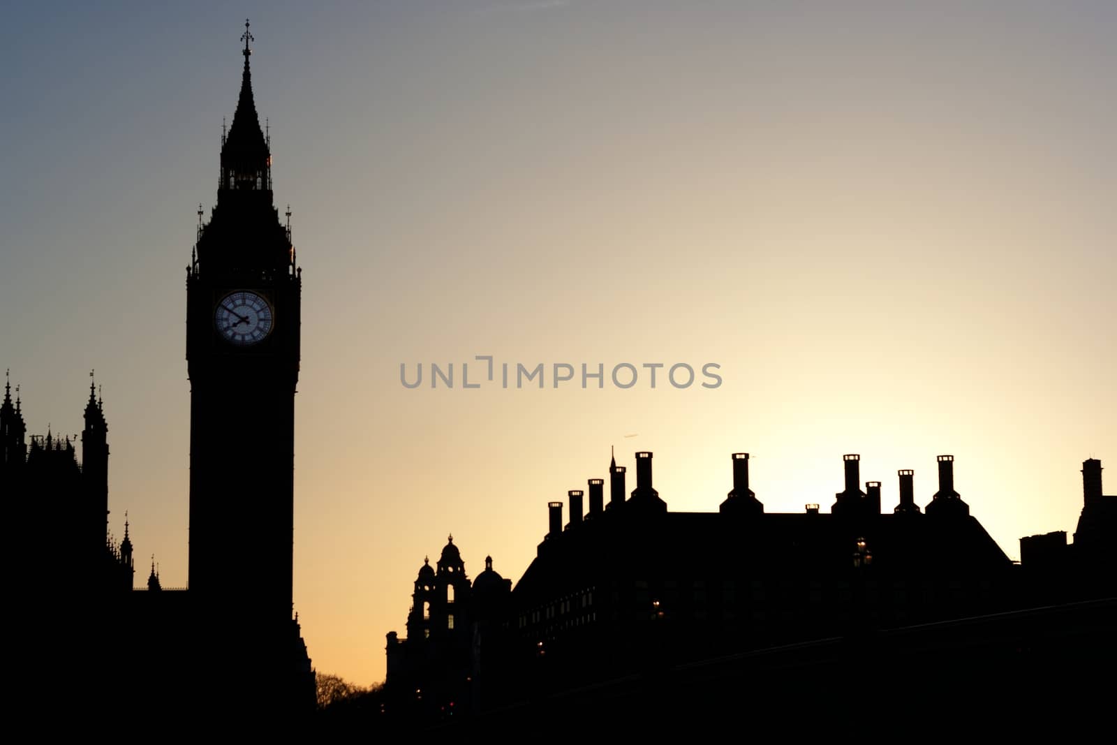 Sunset over Big Ben by mitakag