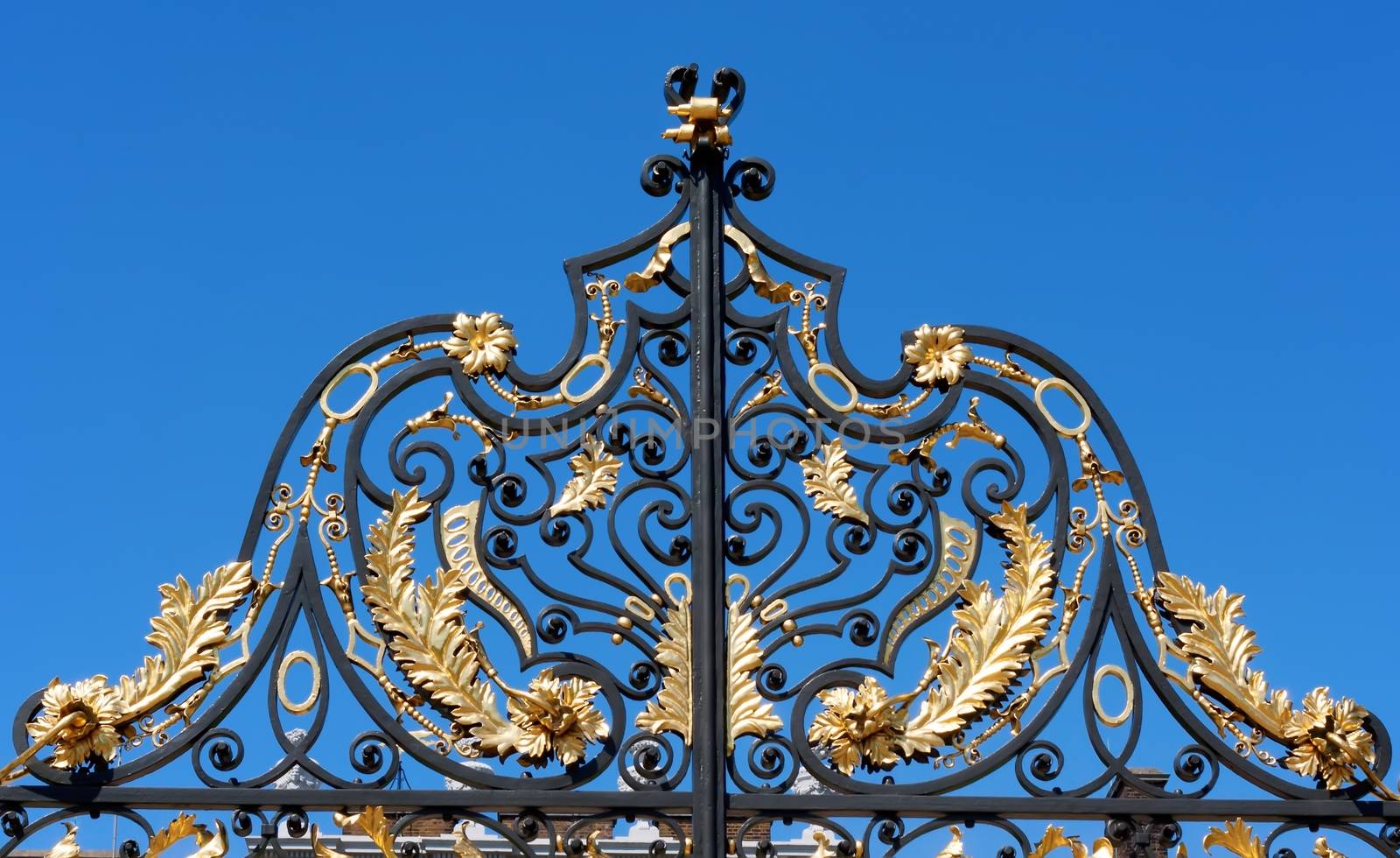 Kensington Palace gate, detail by mitakag