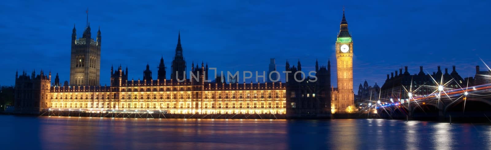 Big ben and parliament, London, panorama by mitakag