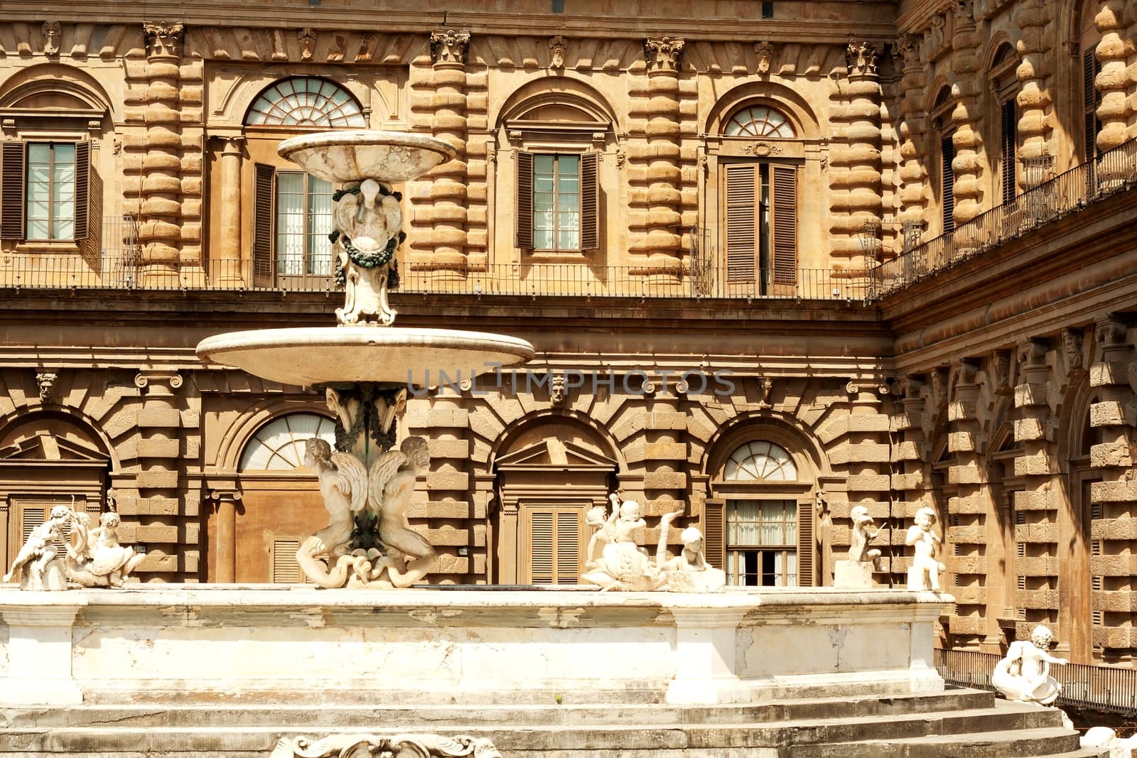 Florence, The fountain in Palazzo Pitti Courtyard