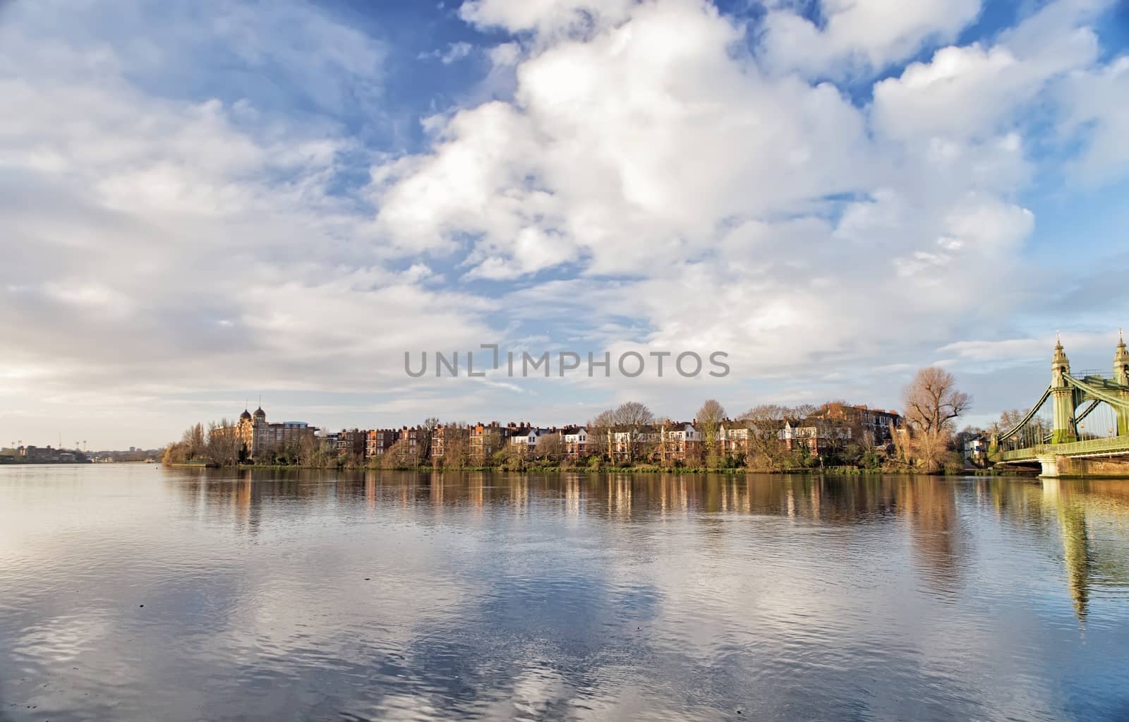 Hammersmith Bridge and south riverside of Thames by mitakag