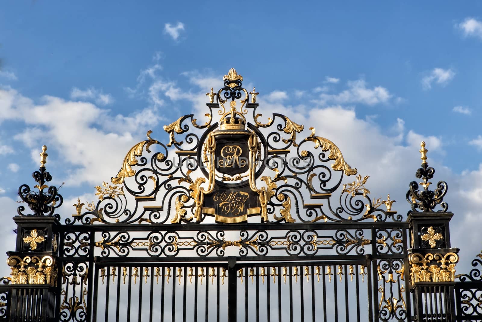 Gate with royal ornaments in Buckingham Palace