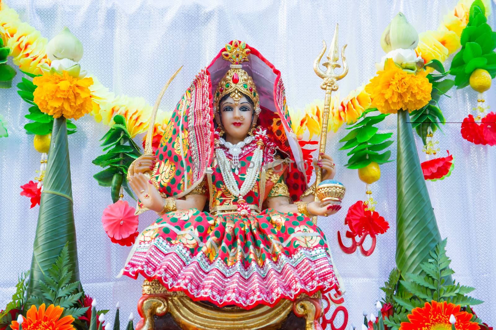 Navratri 2013 festival to worship God in Thailand